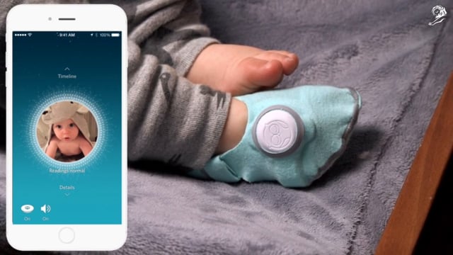 靴下が、命を守る / Owlet Baby Care「Owlet Smart Sock」 メインシーン