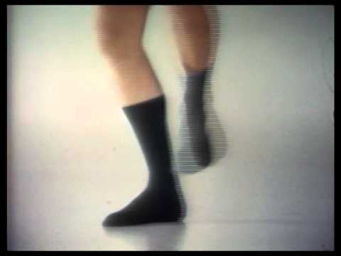 踊る男、繊維産業に革命を起こす / Burlington Industries「DANCE」 メインシーン