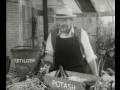 園芸番組のふりして、トマトジュースを売る / Schweppes「Gardening Advice」 シーン 4