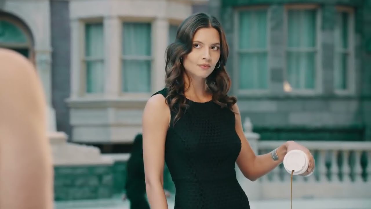 ふふふ、となる。 / FIAT「Love Affair」 メインシーン