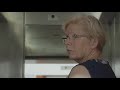 病気が、はじめて機械に感染した / シャリテ・ベルリン大学病院「Printed by Parkinson's」 シーン 2