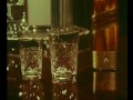 1962年、グラスが恥ずかしがった / JOHNNIE WALKER「BASHFUL GLASSES」 シーン 4