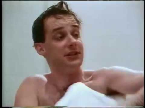 1993年、ユーモアで勝負 / Lee Jeans「SHOWER」 メインシーン