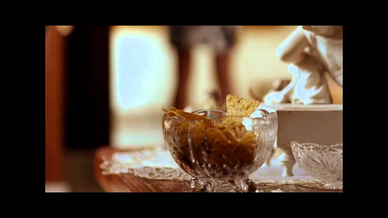 存在しない男の伝説が、ディップの売上を動かした / DORITOS「DIPS DESPERADO」 メインシーン