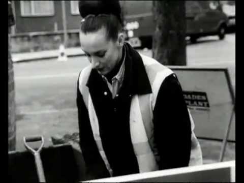 「女に男は、魚に自転車が必要なように必要だ」 / Guinness「Bicycle」 メインシーン