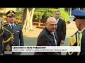 90年分の新聞が、ついに立ち上がった / AnNahar「The New President」 シーン 4