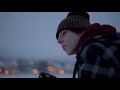 観察していたのか、疎外されていたのか / Apple「Misunderstood」 シーン 2