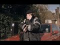 駐車監視員が、人を蹴る。 / APPEALNOW.COM「KICKING」 シーン 2