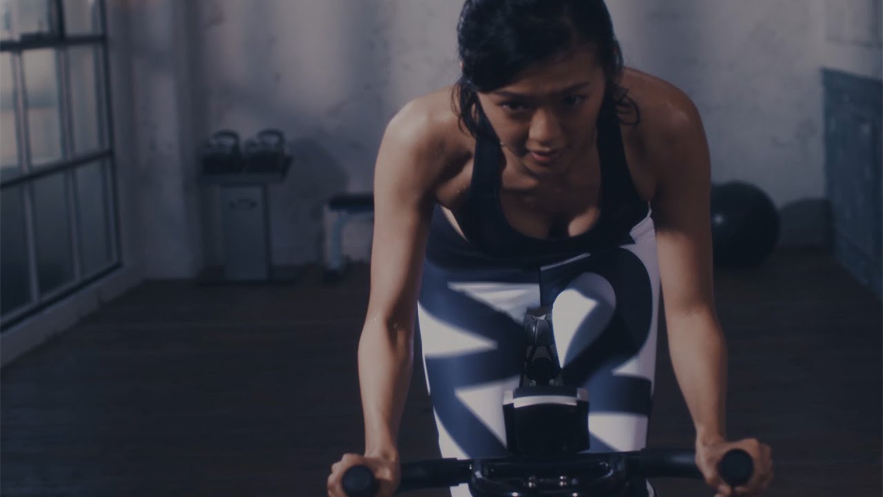 鍛え上げられた身体が、大げさでなく神々しい / adidas Training「I GOT THIS」榮倉奈々 メインシーン