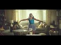 ぽっちゃりメガネの女の子が、すべてを変えた / John Lewis「Tiny Dancer」 シーン 4