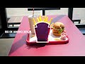 フライドポテトの箱を見るたび、もう戻れなくなるクマ / HEINZ「LOOK FAMILIAR?」 シーン 4