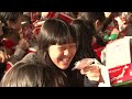 お菓子が人になって、世界中に笑顔を届けに行く / グリコ「smile.Glico」 シーン 4