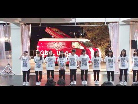 お菓子が人になって、世界中に笑顔を届けに行く / グリコ「smile.Glico」 メインシーン