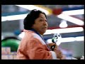 下着1枚で担架、ローカルニュースに生中継 / DR PEPPER「EMERGENCY」 シーン 2