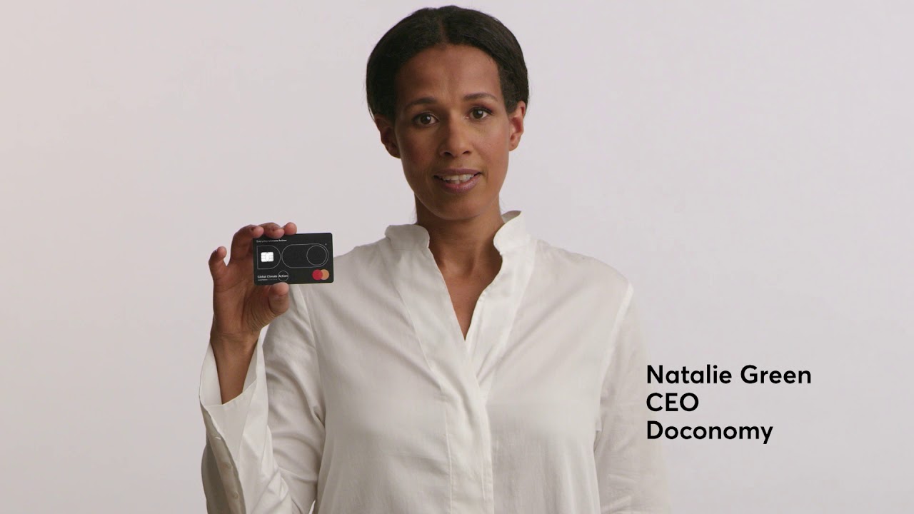 世界で初めて、お金じゃなくてCO2で止まるカード / DOCONOMY「DO BLACK」 メインシーン