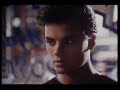 売上800%を叩き出した、たった60秒の「脱ぐ」という決断 / Levi's「Laundrette」 シーン 2